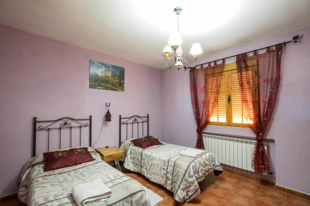 El Robledillo Villa ภายนอก รูปภาพ